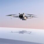 Dron Dji Mini 3 con mando a distancia integrado pantalla Gris - Imagen 2