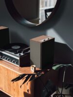 Altavoces activos HiFi Bluetooth Klipsch The Fives Walnut vendidos en pares - Imagen 12